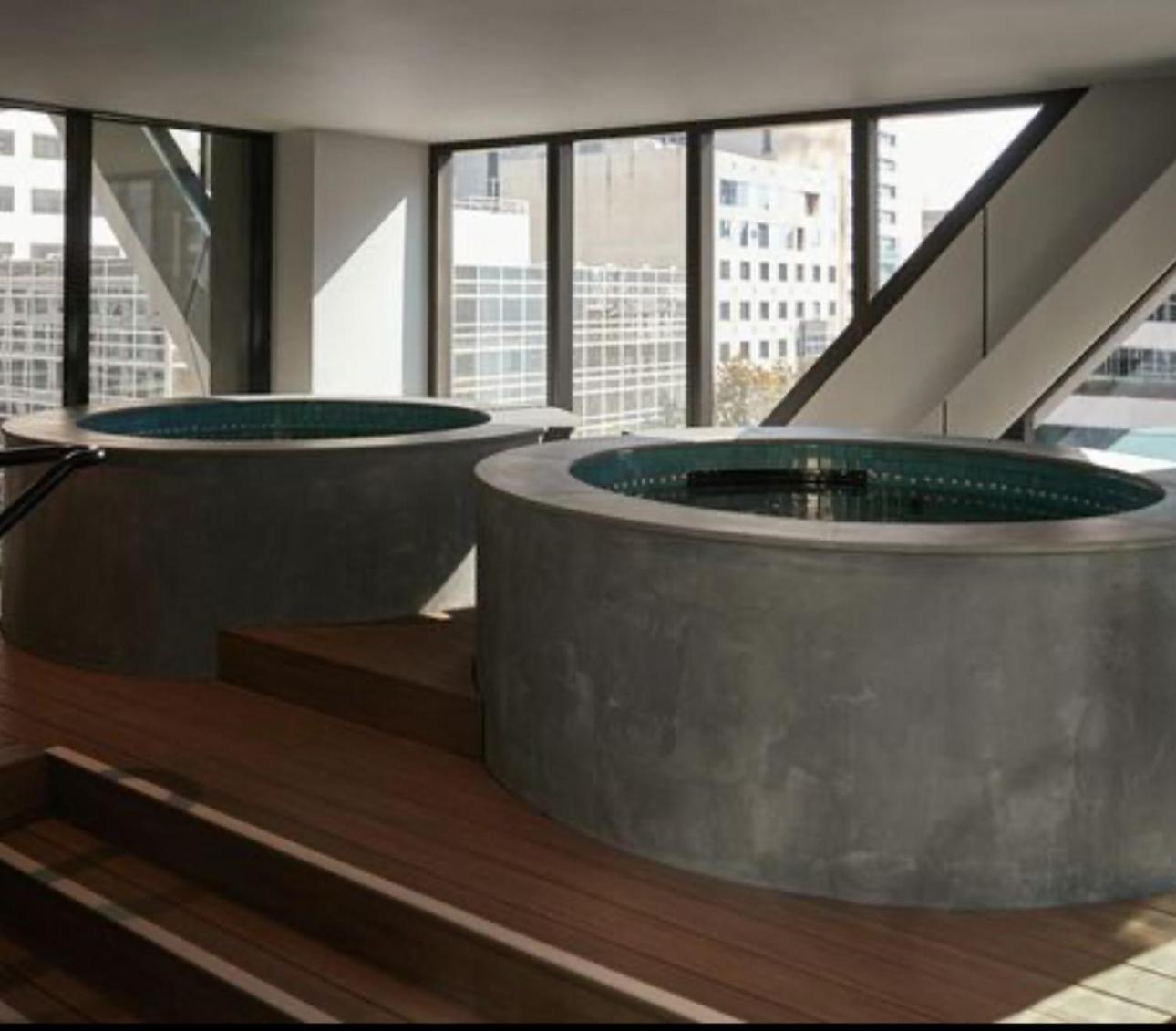 Lux Cbd Penthouse With 270views Spacious & Great Location Melbourne