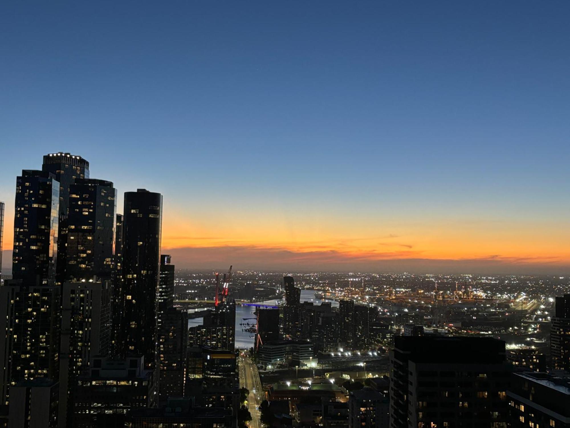 Lux Cbd Penthouse With 270views Spacious & Great Location Apartment Melbourne