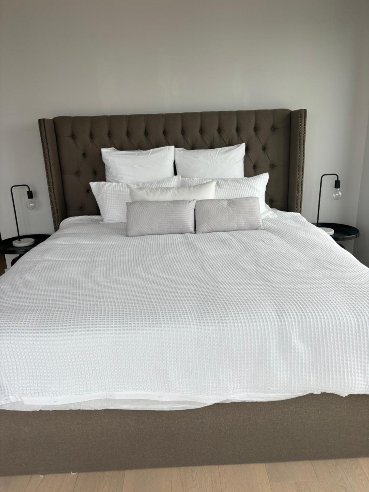 Lux Cbd Penthouse With 270views Spacious & Great Location